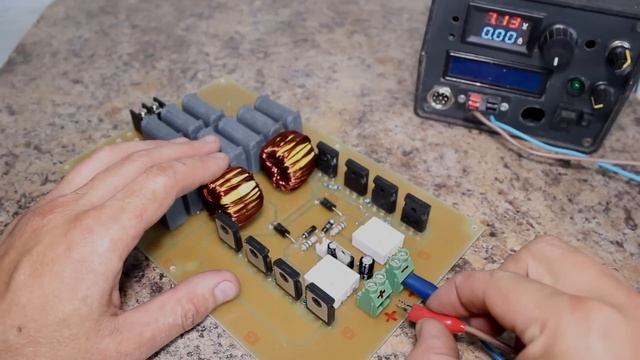 Индукционный нагреватель 1000W своими руками / подробная сборка /индукционный нагреватель смотреть онлайн