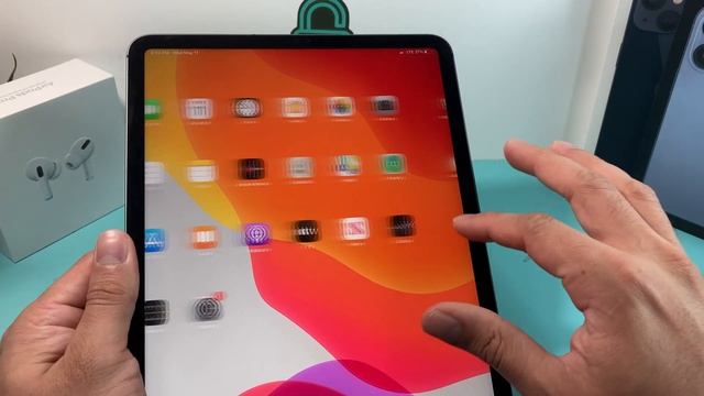 How to Insert / Install / Remove SIM Card on iPad Pro смотреть онлайн