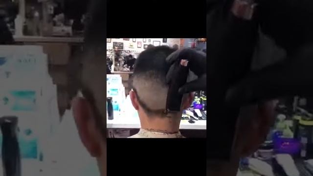 Машинка для стрижки волос профессиональная цифровая перезаряжаемая электрическая мужская смотреть онлайн