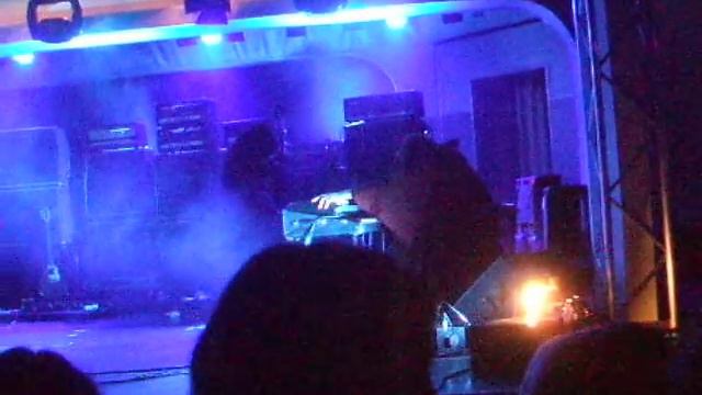 Sunn o))) (Clip 3) @ ATP Nightmare Before Xmas 9/12/2007 смотреть онлайн