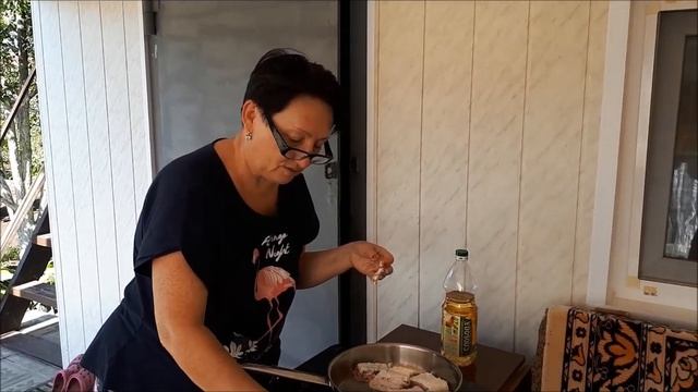 Vlog/ У нас рыбный день...,карп на 5.5 кг и напросились к сватьям на уху... смотреть онлайн