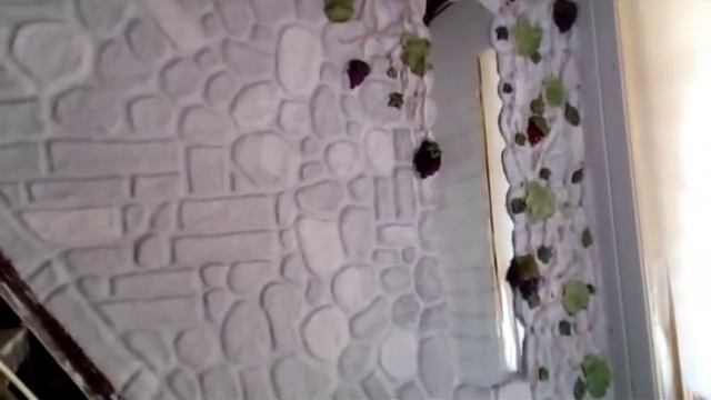 Декор прихожей бумажными камнями и виноградной лозой смотреть онлайн