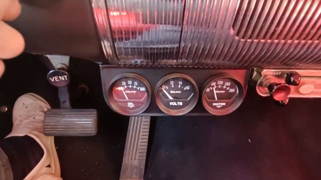 Обзор Buick Special Riviera 1956 года смотреть онлайн