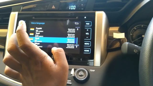 Innova Crysta Infotainment System, Navigation in TAMIZH | இன்னோவா கிரிஸ்டா பொழுதுபோக்கு அம்சங்கள் смотреть онлайн