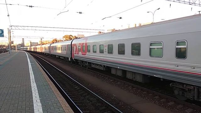 ЧС7-282 с поездом 103 "Фирменный" Ярославль - Москва смотреть онлайн