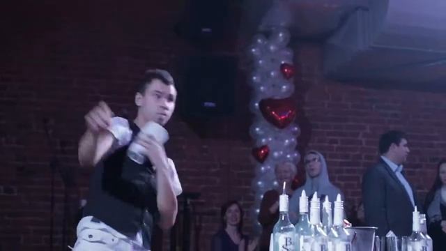 (201)4 (021)4 032600 СИС - Спиридонов Сергей с учениками школы хастла на открытии клуба Corrida смотреть онлайн