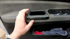 Лансер 9 Как снять дверную карту