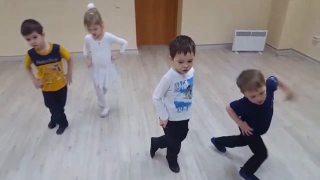 Учебник 2012 год рождения 3 танца/Легенда/Танцы Уфа смотреть онлайн