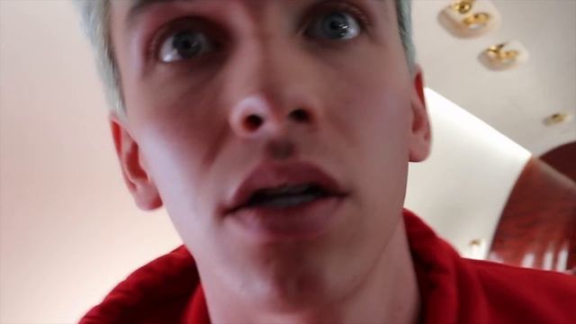 TOP SECRET MEETING in SPY AGENT PRIVATE JET!! (New Mystery Neighbor Mission Evidence Revealed) смотреть онлайн
