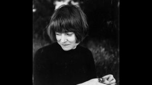 Вера Матвеева "Хватит плакать" - композиция с архивными кадрами