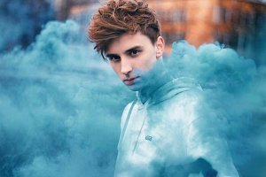 видио про а4