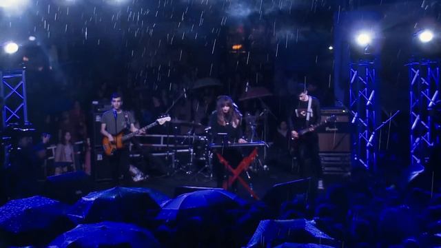 Garik & Sona - Tariner (live at Aznavour square) смотреть онлайн