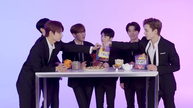 SEVENTEEN (세븐틴) Plays I Dare You | Teen Vogue смотреть онлайн