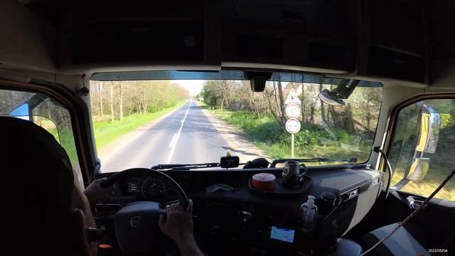 Hungary POV Truck Volvo FH12 500 Driving 4K 2021 Cockpit fix view смотреть онлайн