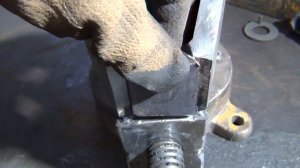 Как Заварить Чугунные Тиски Навсегда. Всё  Просто!!