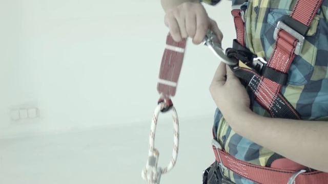 Страховочная привязь ST5 (STH103)