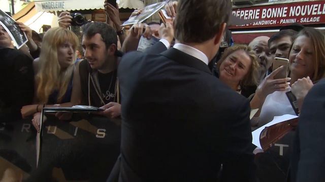 The Mummy Paris premiere red carpet (Tom Cruise, Sofia Boutella, Annabelle Wallis & Alex Kurtzman) смотреть онлайн