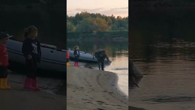 Рыбалка с детьми.HYDRA Nova 380 смотреть онлайн