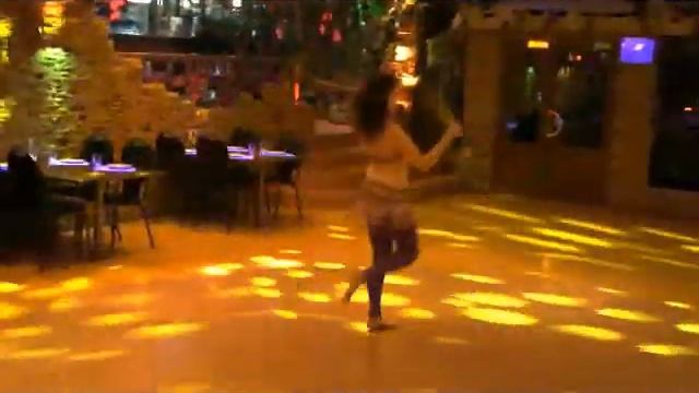 восточный танец Алла.wmv смотреть онлайн