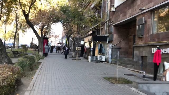 Yerevan Vlog. Вышла В Центр. Покупки. Отправляю Посылку Подруге В Россию. Жизнь в Армении. смотреть онлайн