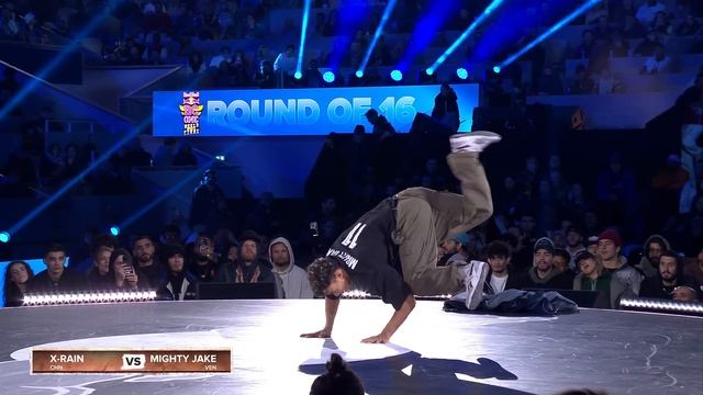 B-Boy Mighty Jake vs. B-Boy X-Rain | Top 16 | Red Bull BC One 2023 World Final Paris смотреть онлайн