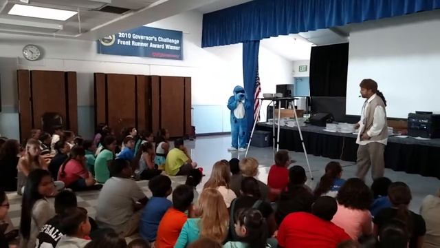 Marylove THE BIG BLUE DOG