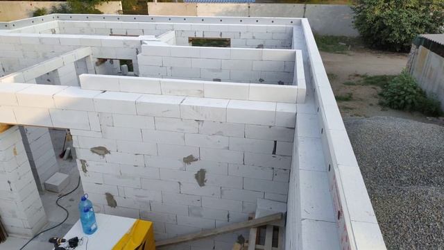 Стройка дома - 27. Первый этаж готов на 100%. Несъемная опалубка для перекрытия ТЕРИВА смотреть онлайн