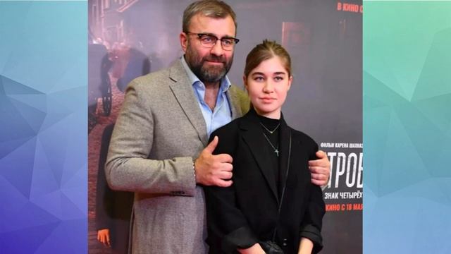 "СШИБЛА НА БЕШЕНОЙ СКОРОСТИ": ДОЧЬ ПОРЕЧЕНКОВА СОВЕРШИЛА СТРАШНОЕ ДТП / Отец поможет? смотреть онлайн