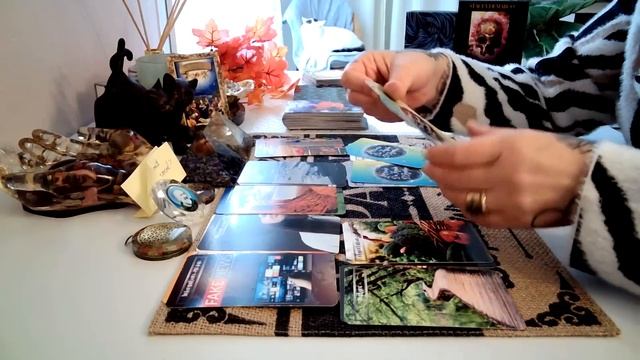 Un Black out prochainement ? Et la mort d’un président célèbre ? ?? #voyance #actualités #tarot смотреть онлайн