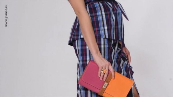 Презентация женской одежды Glance