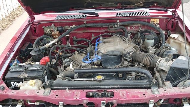 1993 Nissan D21 Cold Start смотреть онлайн