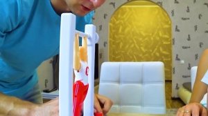 Кто ЛУЧШИЙ в ГИМНАСТИКЕ? Папа или Милана Валера Гимнаст Челлендж от Family Box
