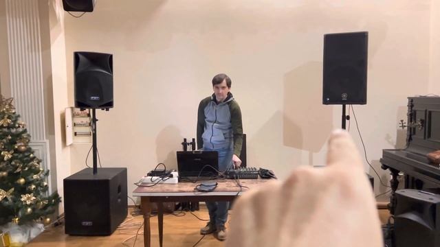 FBT ProMaxX 12 A -YAMAHA DSR115 смотреть онлайн