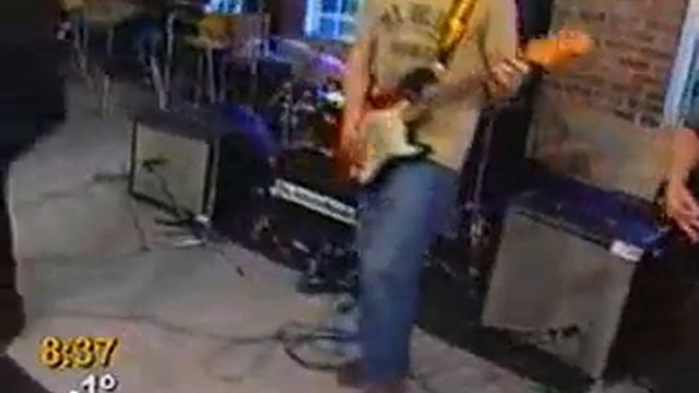 Help Me - South ThunderBird смотреть онлайн