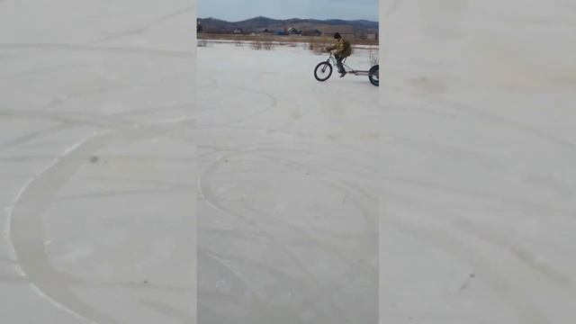 Покатушки на льду 2 смотреть онлайн