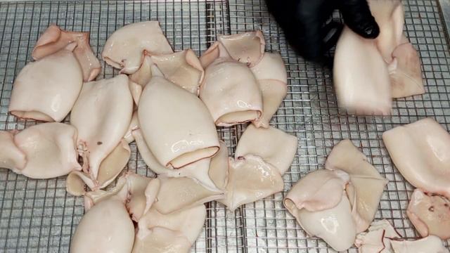 КАЛЬМАРЫ горячего копчения в коптильне москит смотреть онлайн