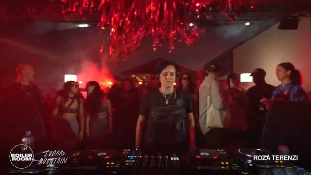 Roza Terenzi | Boiler Room x Sugar Mountain 2023 смотреть онлайн