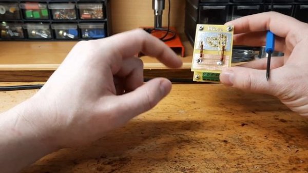 СВЧ датчик движения на эффекте Доплера / Doppler radar motion sensor