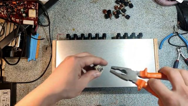 Коммутатор Усилителей мощности и Акустических систем, комплектующие, ход сборки. смотреть онлайн