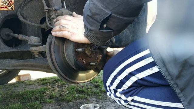 ?Как снять передний суппорт на автомобиле