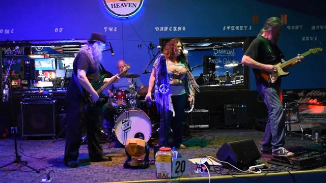 Back Alley Cadillac - I Just Want To Make Love To You (Foghat style) смотреть онлайн