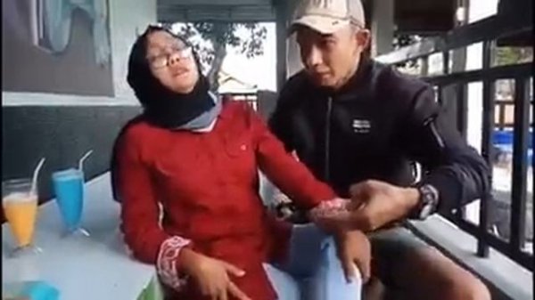 Tante tante di hipnotis sampai basah