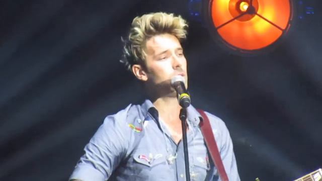 Nashville In Concert 2018 - Sam Palladio LIVE at SSE Hydro Glasgow - Wake me up in Nashville смотреть онлайн