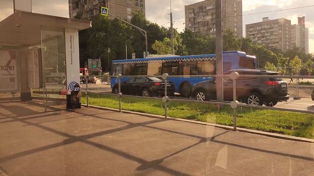 Благоустройство Чертановской улицы в Москве и пятничные пробки 26.05.2023 г. смотреть онлайн