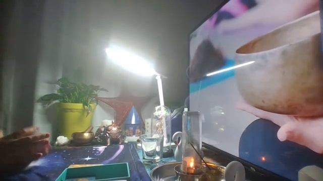 Tarot / Oracle Card Readings: Like, Subscribe, and leave a comment for a Reading! смотреть онлайн