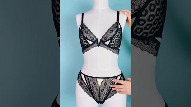 Комплект белья "Мона" заряжено на удачу смотреть онлайн