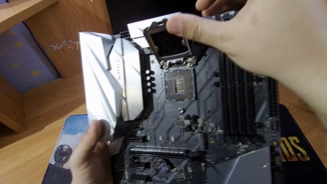 Топовая материнская плата из уценки / Z370-E GAMING