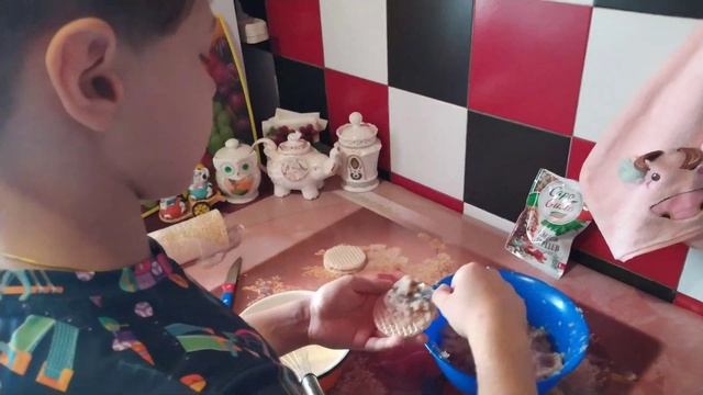 Готовим ленивые чебуреки. Cooking Lazy Pasties.