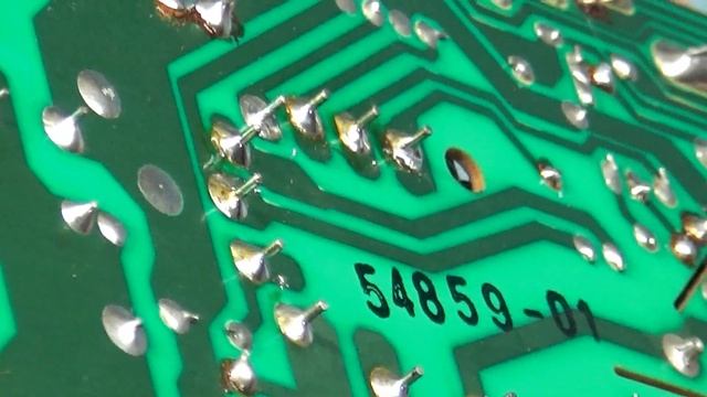 25" U5000 Arcade Monitor Chassis Repair - Vertical Collapse - Easy Fix? Check The Header Pins! смотреть онлайн
