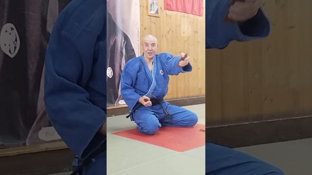 Festival Budo 2023 / bending metal nails with your fingers / Sensei Kosorotov 8 dan Judo Koryu смотреть онлайн